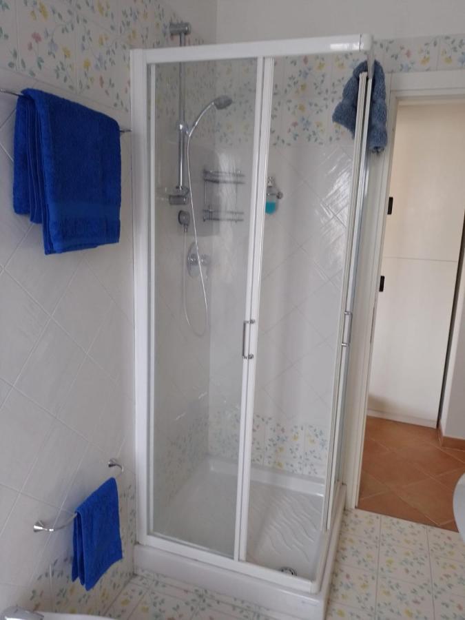 Uno Sguardo Sui Tetti Apartment Naples Luaran gambar